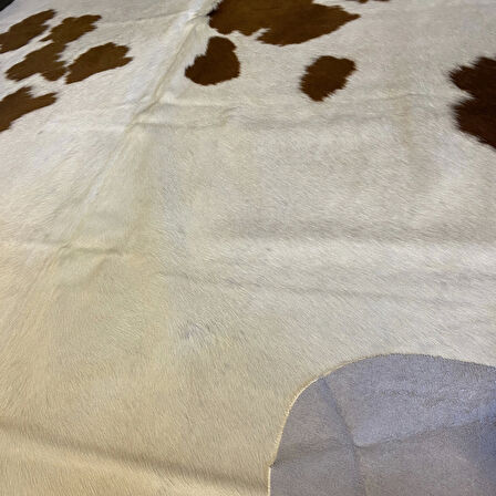 HAKİKİ DERİ DANA POSTU KAHVE - BEYAZ 205 x 250 - 0801000067