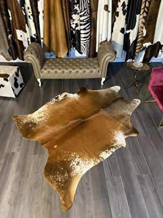 HAKİKİ DERİ DANA POSTU KAHVE - BEYAZ 180 x 225 - 0801000140