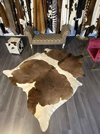 HAKİKİ DERİ DANA POSTU KAHVE - BEYAZ 205 x 260 - 0801000146