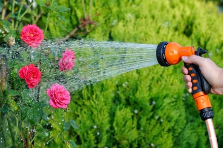 Otomatik Hortum Bağlantı Aparatı 1/2" – Pratik Tak Çıkar Hızlı Bağlantı Adaptörü