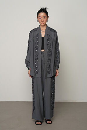 Kadın Şerit Gül ve Taş Detaylı Düz Oversize Kimono