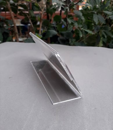 Şeffaf Değiştirilebilir Yatay Masaüstü Isimlik - 15x7 Cm