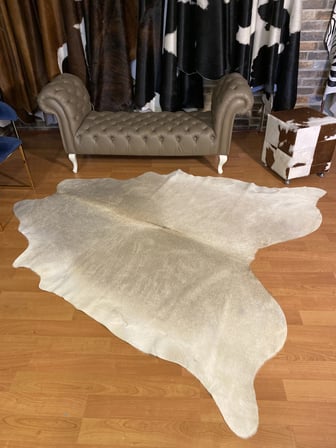 HAKİKİ DERİ DANA POSTU - KREM - 205 x 220 cm - 2260501000019