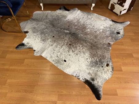 HAKİKİ DERİ DANA POSTU MİNİK BENEK 200 x 235 cm - 2260601000071