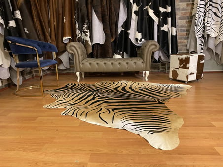 HAKİKİ DERİ DANA POSTU KAHVE ZEBRA BASKILI 200 x 215 cm - 2261101000011