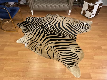 HAKİKİ DERİ DANA POSTU KAHVE ZEBRA BASKILI 195 x 220 cm - 2261101000012