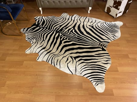 HAKİKİ DERİ DANA POSTU BEYAZ ZEBRA BASKILI 190 x 225 cm - 2261201000049