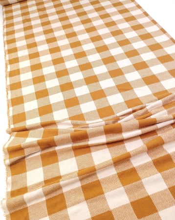 Kahve Ekru Renklerde Jakarlı İnterlok Kumaş Hırkalık & Kazaklık 140x210cm
