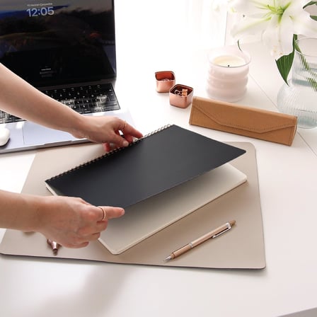 A4 Siyah Kraft Karton Kapak 70 Yaprak 110 gram Noktalı Not Defteri