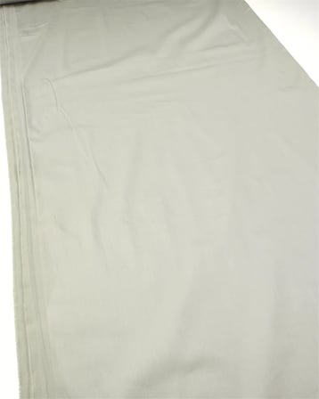 Pastel Çağla Yeşili Renkte Enine Esnek İnce Yumuşak Pamuk Saten Gömleklik Dokuma Kumaş Elbiselik & Eteklik En: 125cm