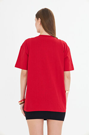 Kurdele Tasarımlı Oversize  %100 Pamuk Kadın Tişört