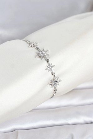 Gümüş Renk Pirinç Zirkon Taşlı Kutup Yıldızı Model Asansörlü Kadın Bileklik