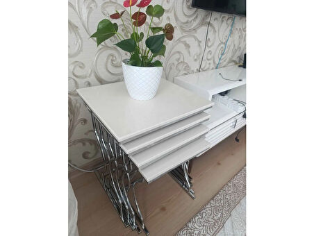 Arden Elite 4'lü Kare Zigon Sehpa Seti – Gümüş (Krom) Ayak, Krem Mdf