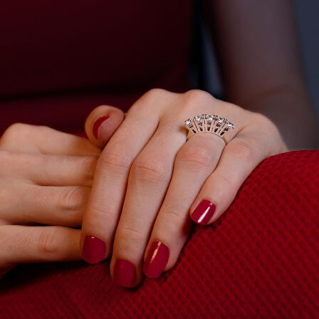 F Renk 1.00 Karat Pırlanta Beştaş Yüzük