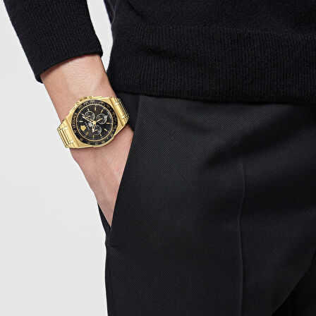 VERSACE VRSCVE7H00623 Erkek Kol Saati