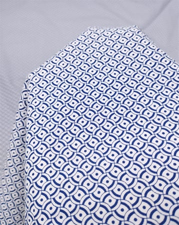 Lacivert Beyaz Çıtır Çiçek Desenli Poplin Kumaş Gömleklik & Elbiselik En: 140cm