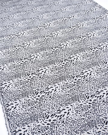 Siyah Gri Desenli Dolgun Esnek Jakarlı Örme Kumaş Hırkalık & Kazaklık 160x155cm