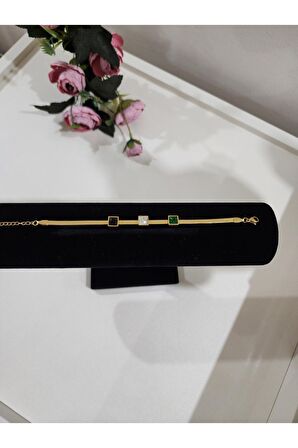 Gold Renkli Kare Taşlı çelik Bileklik