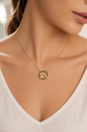 14K Altın Kaplamalı 925 Ayar Gümüş Yeşil Taşlı Sevda Kolye - 23077001