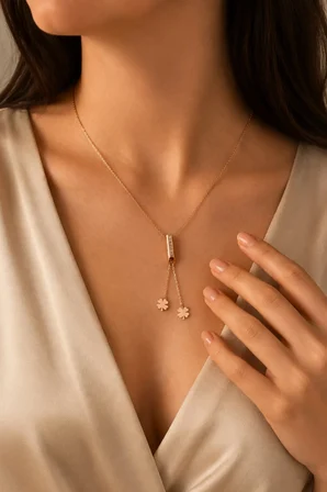 925 Ayar Gümüş Rose Taşlı Sallantılı Yonca Kolye - N106801