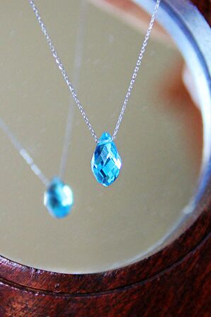 Mavi Kristal Kuvarslı 925 Ayar Gümüş Kolye