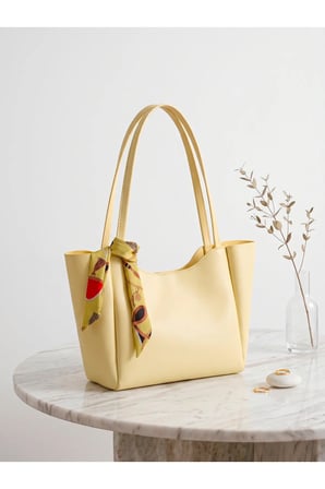 Fularlı(degişkenlik göstermektedir)Fermuarlı Shopper El Ve Omuz Çantası