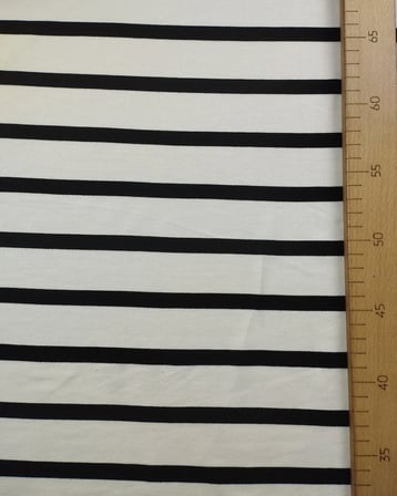 Ekru Siyah Enine Çizgili Dökümlü Esnek Viskonlu İnterlok Örme Kumaş Elbiselik & Bluzluk 180x200cm