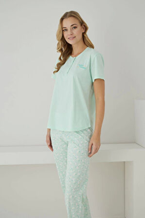 Pijamoni Süprem Kumaş Düğmeli Yaka Kısa Kollu Fıstık Yeşili Pijama Takımı - 2552