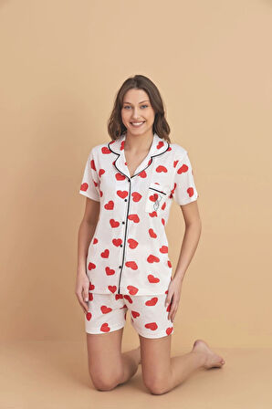 Pijamerry Viskon Kumaş Gömlek Yaka Şortlu Kadın Kırmızı Kalp Desenli Pijama Takımı