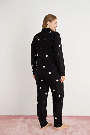 Pijamoni Kadın Büyük Beden Süet Kumaş Önü Düğmeli Şık Pijama Takımı - Siyah