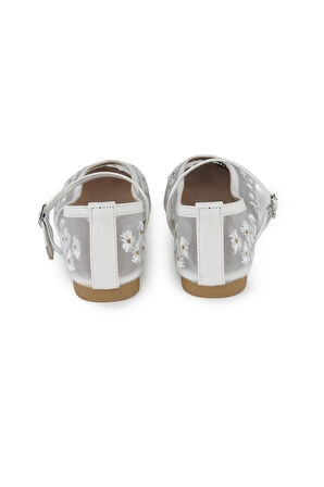 Karla  Çiçek Detaylı Babet