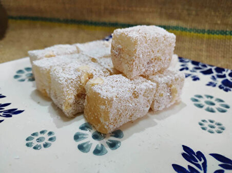 GURMEKENT SAFRAN İÇİ FINDIKLI LOKUM 500GR