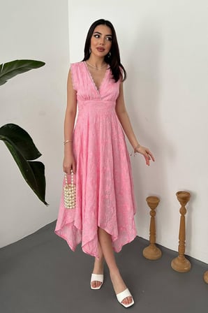 Pembe Brodeli Elbise - Pembe