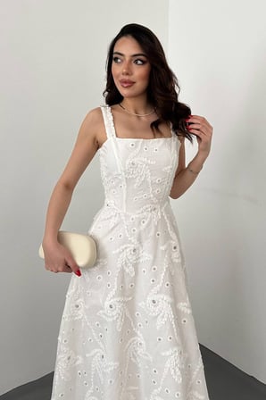 Beyaz Arkası Korse Detaylı Uzun Elbise - Beyaz
