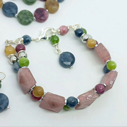 2335 Çilek Kuvars el yapımı bileklik