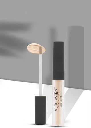 Aydınlık Görünüm Sağlayan Yoğun Likit Göz Altı Kapatıcısı - Liquid Concealer 102 Rose Beige