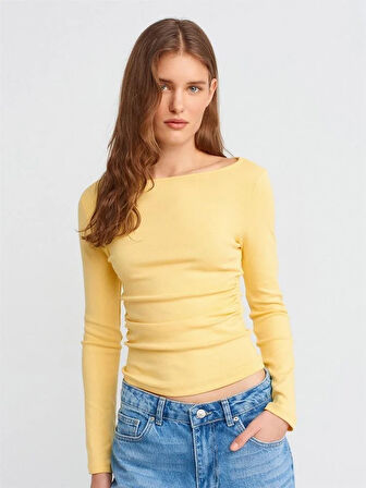 BÜZGÜLÜ KAYIK YAKA CROP