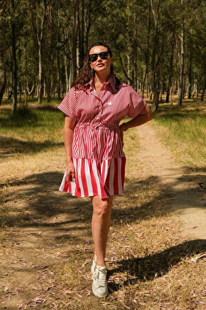 KUŞ NAKIŞLI ÇİZGİLİ ELBİSE