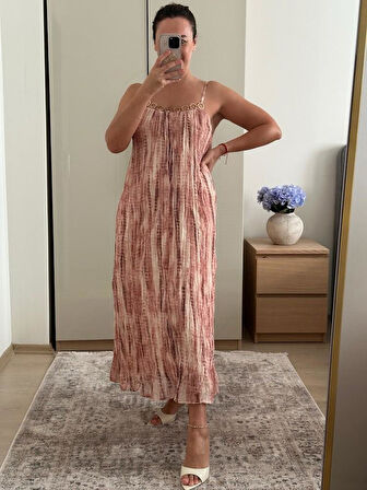 HALKALI KRAŞLI ELBİSE