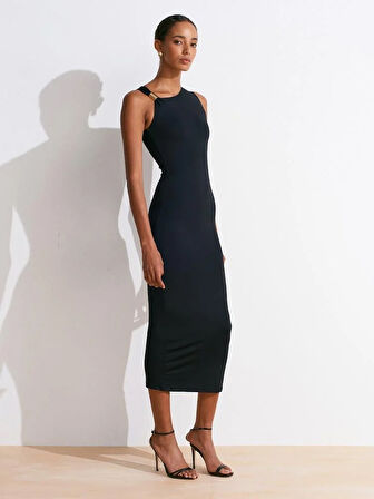 METAL DETAYLI MİDİ ELBİSE