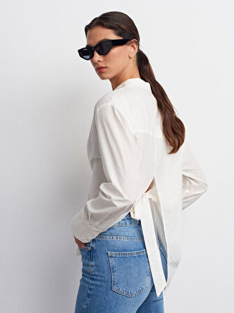 ARKASI YIRTMAÇLI BAĞLAMALI GÖMLEK