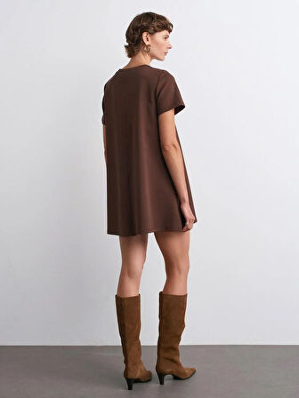 KISA KOLLU MİNİ ELBİSE