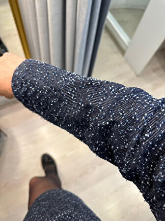 KIRÇILLI ETEKLİ CEKETLİ TAKIM