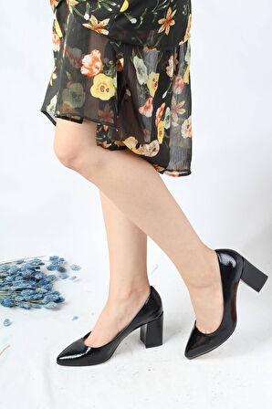 Kadın Kalın Topuklu Rugan Ayakkabı Topuk Boyu 8 cm