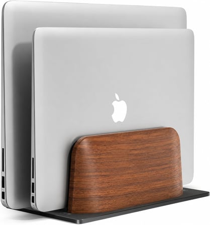 McStorey Ahşap Dikey Laptop Standı, Çift Yuvalı 2 Cihazlık MacBook ve Notebook Tutucu, Masaüstü Organizer, Kaymaz Tabanlı Ahşap Metal Bilgisayar Standı Kahverengi