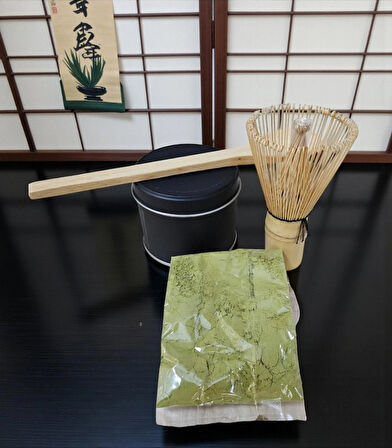 Maca Çayı Bambu Matcha Çayı 25 gr Karıştırıcı Fırça ve Kaşık Bamboo Whisk Köpürtücü ( Saf Matcha)