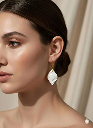 El Yapımı Tasarım Kadın Küpe - Kulağı Ağrıtmayan Çok Hafif ve Renkli Sallantılı Model