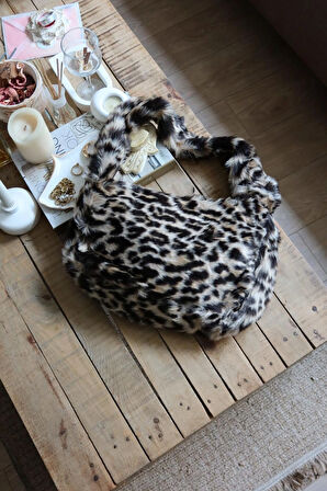 leopar tek kulplu peluş omuz çantası
