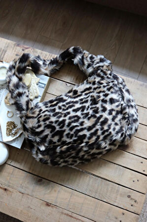 leopar tek kulplu peluş omuz çantası