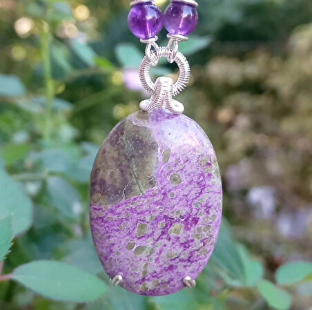 2351 Stichtite Purpurite Ametist Yeşim el yapımı kolye